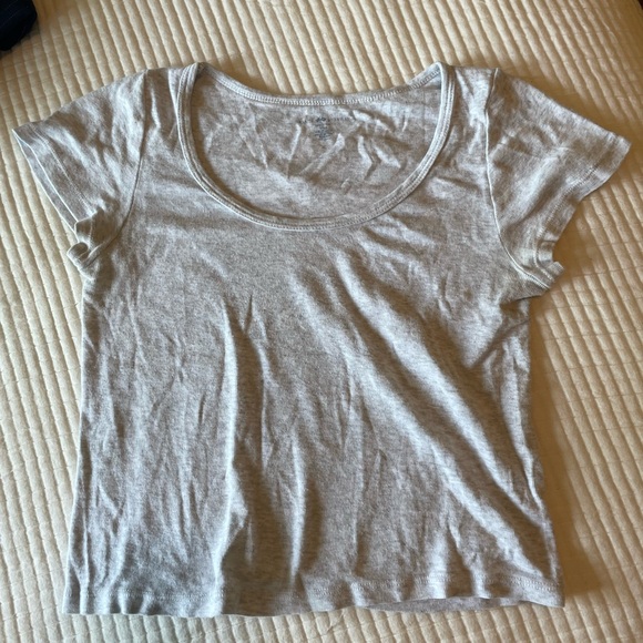 Brandy Melville Gray Short Sleeve Tee - Picture 1 of 1